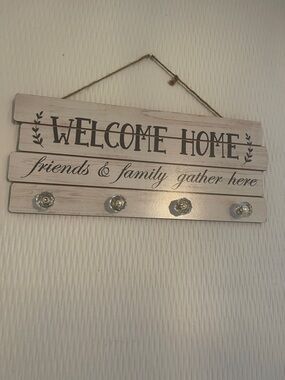 Welcome Home Beige Wall Hanging with Hooks
